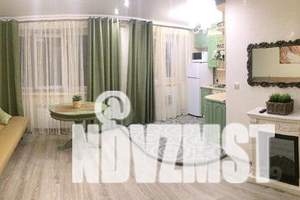 2-к квартира, посуточно, 45м2, 2/5 этаж