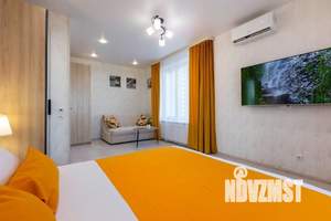 1-к квартира, посуточно, 40м2, 1/1 этаж