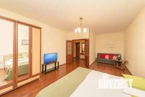 1-к квартира, посуточно, 40м2, 6/10 этаж