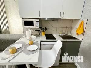 Студия квартира, посуточно, 30м2, 5/11 этаж