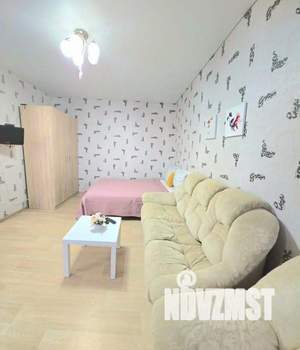 1-к квартира, посуточно, 36м2, 1/1 этаж