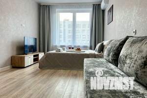 1-к квартира, посуточно, 44м2, 3/6 этаж