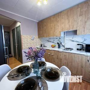 3-к квартира, посуточно, 57м2, 1/1 этаж