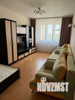 1-к квартира, посуточно, 45м2, 8/10 этаж