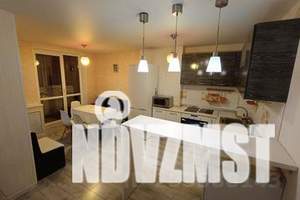 2-к квартира, посуточно, 45м2, 8/18 этаж