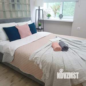 2-к квартира, посуточно, 35м2, 1/1 этаж