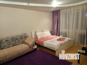 1-к квартира, посуточно, 40м2, 1/1 этаж