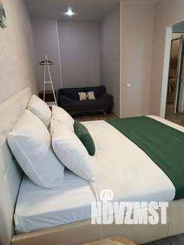 1-к квартира, посуточно, 40м2, 8/25 этаж