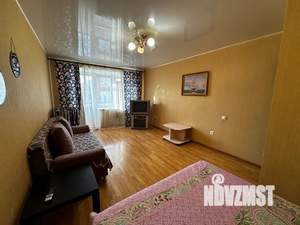 1-к квартира, посуточно, 33м2, 8/9 этаж