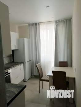 1-к квартира, посуточно, 45м2, 15/24 этаж
