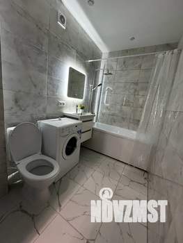 2-к квартира, посуточно, 42м2, 17/25 этаж