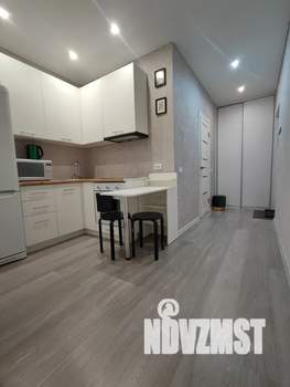 Студия квартира, посуточно, 28м2, 15/25 этаж