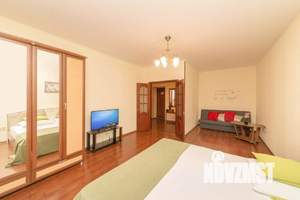 1-к квартира, посуточно, 45м2, 1/1 этаж