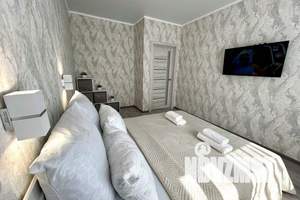 2-к квартира, посуточно, 46м2, 16/25 этаж