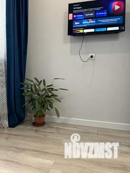 Студия квартира, посуточно, 32м2, 15/25 этаж