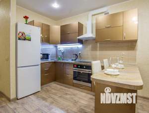 1-к квартира, посуточно, 45м2, 1/1 этаж