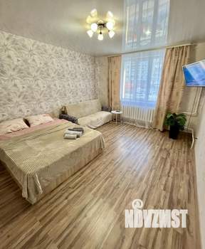 1-к квартира, посуточно, 50м2, 1/1 этаж