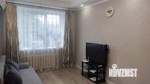 2-к квартира, посуточно, 40м2, 1/5 этаж