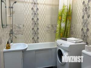 Студия квартира, посуточно, 28м2, 13/21 этаж