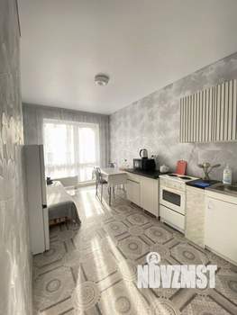 1-к квартира, посуточно, 35м2, 3/32 этаж