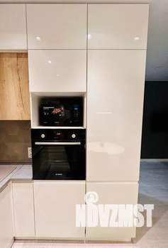 1-к квартира, посуточно, 53м2, 9/25 этаж