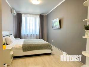 1-к квартира, посуточно, 38м2, 5/25 этаж