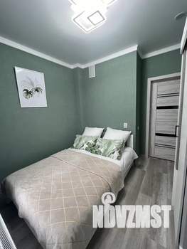 2-к квартира, посуточно, 40м2, 21/32 этаж