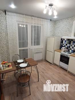 1-к квартира, посуточно, 37м2, 11/21 этаж