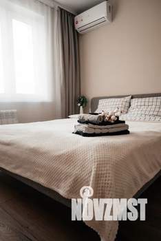 1-к квартира, посуточно, 39м2, 4/28 этаж