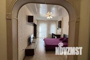 1-к квартира, посуточно, 42м2, 9/13 этаж