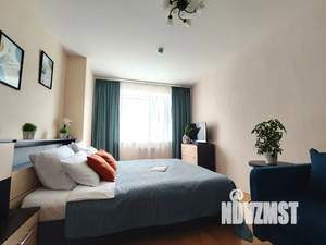 1-к квартира, посуточно, 35м2, 3/25 этаж