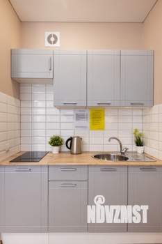 Студия квартира, посуточно, 35м2, 7/25 этаж