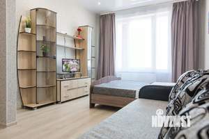 1-к квартира, посуточно, 45м2, 13/18 этаж