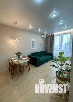 1-к квартира, посуточно, 39м2, 15/15 этаж