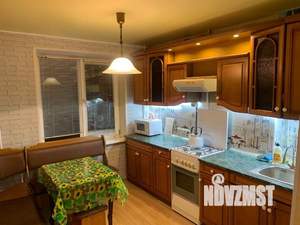 2-к квартира, посуточно, 59м2, 1/1 этаж