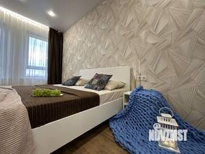 1-к квартира, посуточно, 39м2, 8/15 этаж