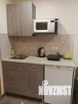 Студия квартира, посуточно, 15м2, 1/12 этаж