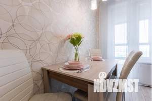 1-к квартира, посуточно, 40м2, 13/18 этаж