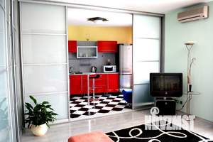 1-к квартира, посуточно, 50м2, 1/1 этаж