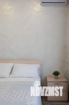 1-к квартира, посуточно, 40м2, 13/25 этаж