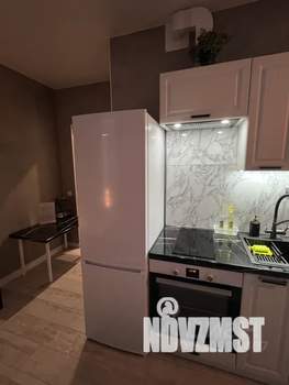 Студия квартира, посуточно, 31м2, 21/25 этаж