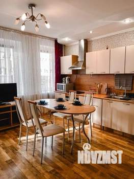 2-к квартира, посуточно, 66м2, 1/1 этаж