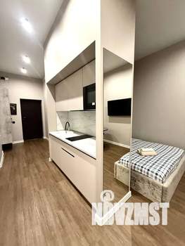 Студия квартира, посуточно, 31м2, 18/23 этаж
