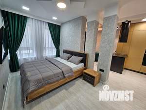 1-к квартира, посуточно, 37м2, 2/33 этаж