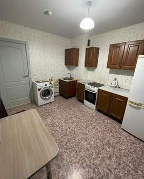 1-к квартира, на длительный срок, 38м2, 8/12 этаж