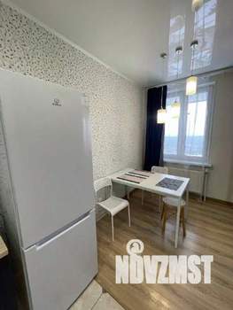 1-к квартира, посуточно, 44м2, 1/1 этаж