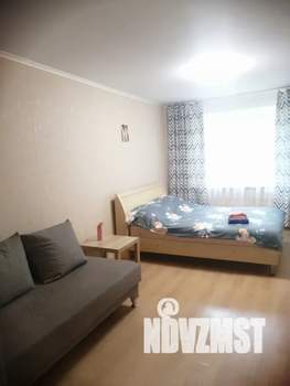 1-к квартира, посуточно, 38м2, 1/9 этаж