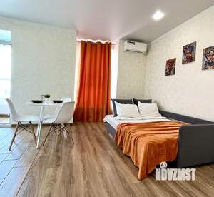 1-к квартира, посуточно, 40м2, 1/1 этаж