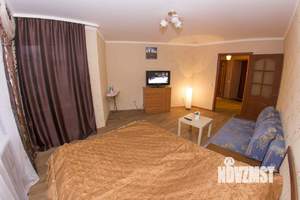 1-к квартира, посуточно, 40м2, 4/17 этаж