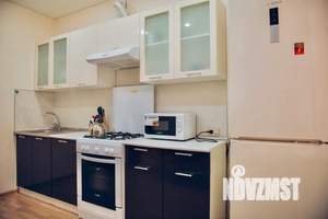 1-к квартира, посуточно, 41м2, 1/10 этаж